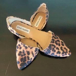 Steve Madden Leopard flats